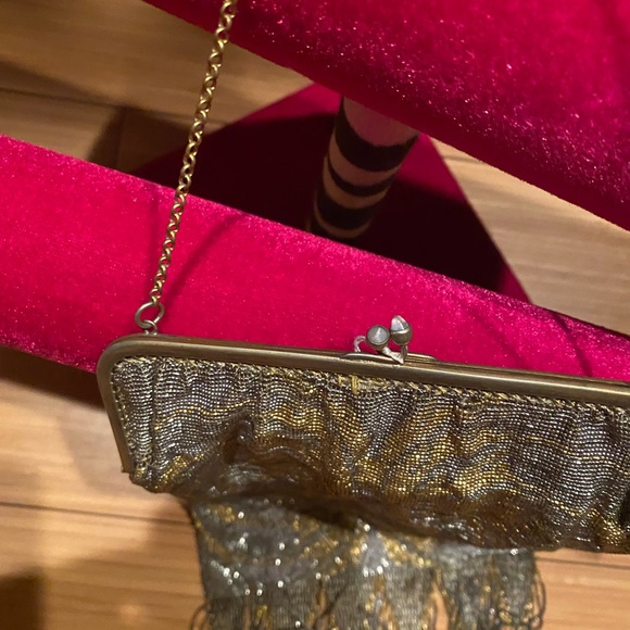 Passing a true treasure left to me. 90 years old or more wonderful condition - Picture 3 of 6